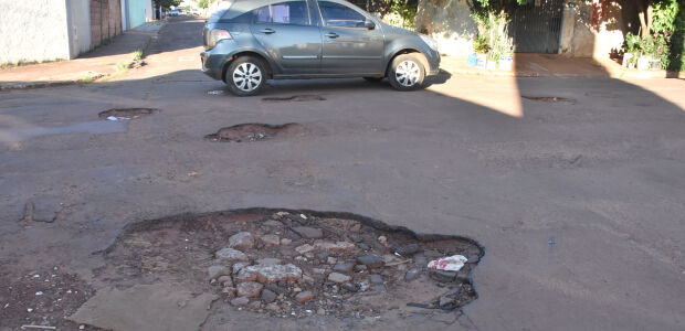 Prefeitura rescinde contrato com empresa que mudou de nome ap&oacute;s esc&acirc;ndalo do tapa-buraco