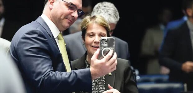 Tereza Cristina n&atilde;o ser&aacute; a vice de Fl&aacute;vio Bolsonaro