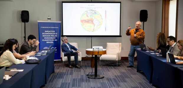 Super-El Ni&ntilde;o causa altas temperaturas, amea&ccedil;a soja e pode at&eacute; matar bovinos