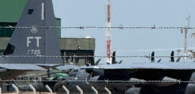 Avi&atilde;o militar dos EUA usado em captura de Maduro participa de miss&atilde;o em Campo Grande