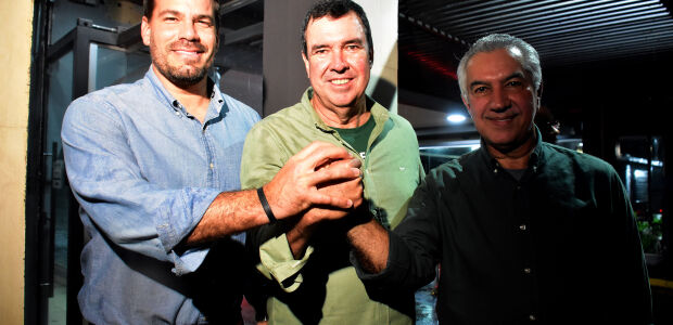 Eduardo Riedel &eacute; reeleito governador
