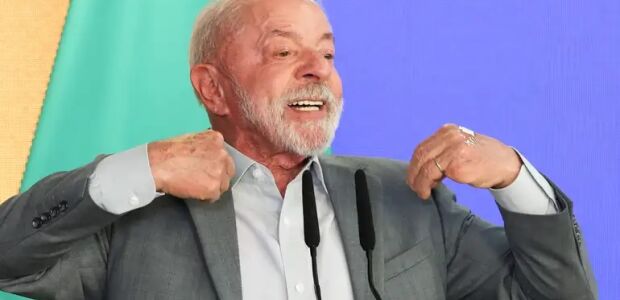 Lula consegue virada hist&oacute;rica e &eacute; reeleito presidente do Brasil