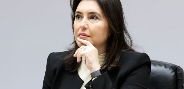 Simone Tebet &eacute; cotada para ser a primeira mulher a comandar o Itamaraty