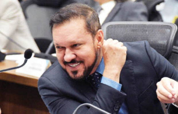 Lucas de Lima caminha para ser o 2&ordm; deputado estadual a perder mandato