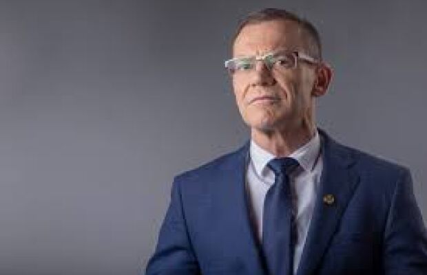 Senador escolhido para presidir a CPI do Crime Organizado é delegado