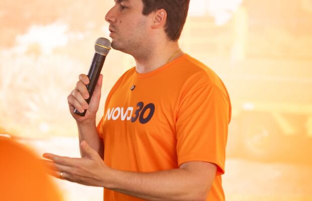 Escanteado no PL, Jo&atilde;o Henrique Catan migra para o Novo