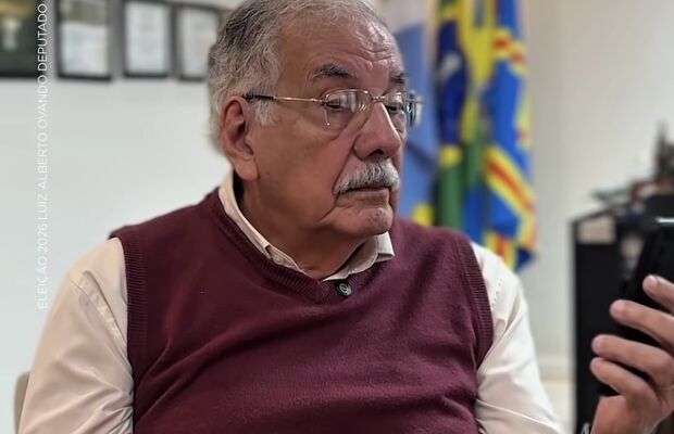Justi&ccedil;a Eleitoral multa deputado por usar v&iacute;deo de 2018 com Bolsonaro como se fosse atual