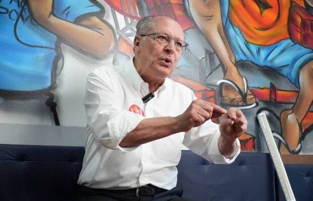 Alckmin diz que PL apoiou fim da escala 6x1 por 'medo eleitoral' e pretende mudar medida depois