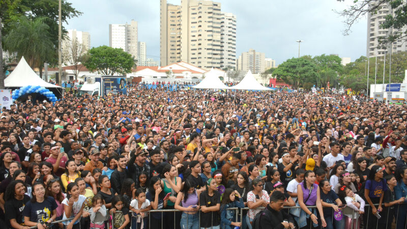  Marcha para Jesus atrai público infantil e adolescentes