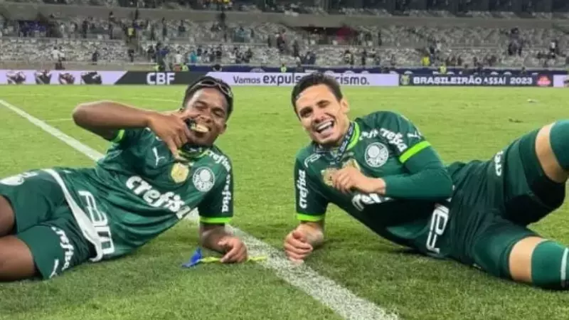 Endrick comanda maior virada do Brasileiro e leva Palmeiras ao título