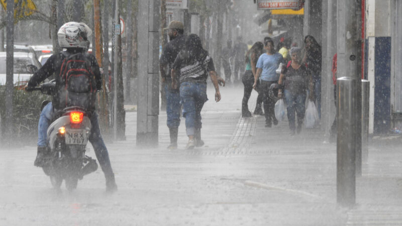 Chuva em Campo Grande