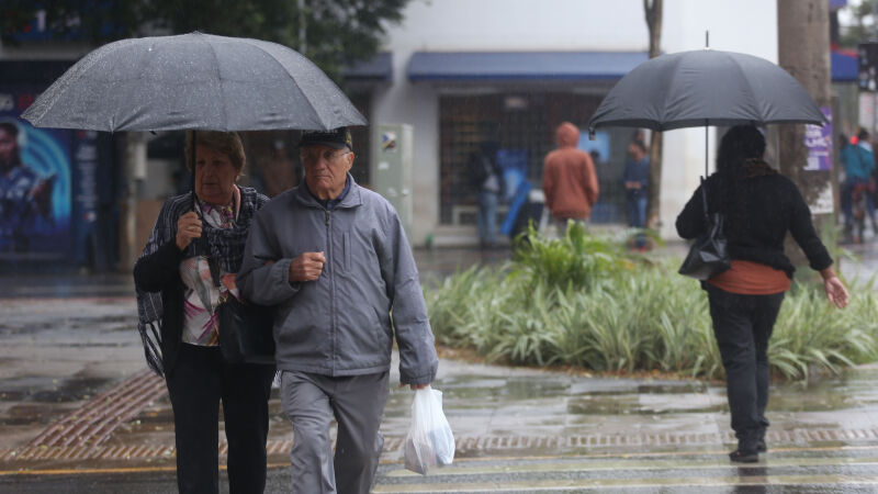 Chove em boa parte do estado nesta sexta-feira (20)