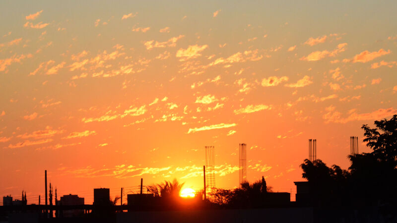 Campo Grande registrou a temperatura mais alta do ano, com 39,8ºC, segundo dados do Inmet 