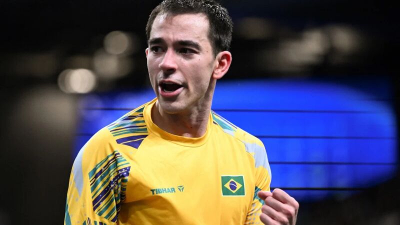Hugo Calderano faz história ao chegar na final da Copa do Mundo de Tênis de Mesa