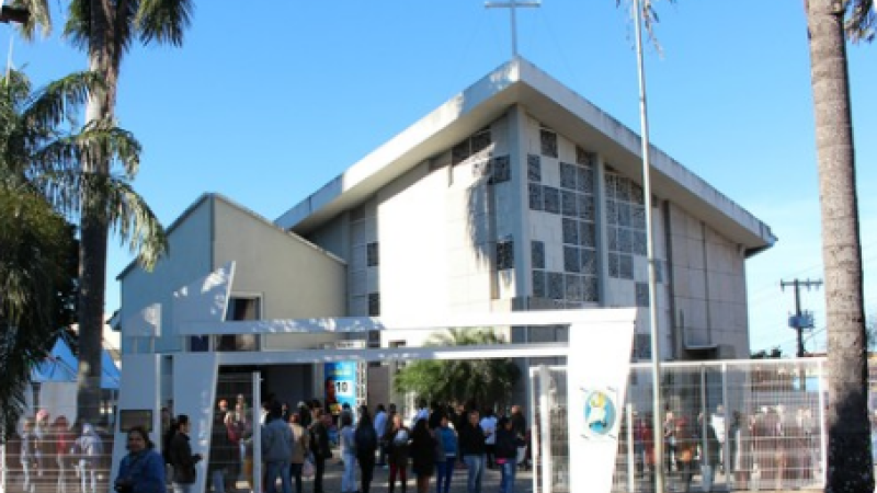 Arquidiocese de Campo Grande, localizada na Rua Amando de Oliveira, no Bairro Amambai