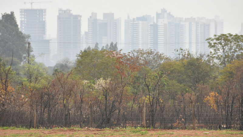 Com queimadas, Campo Grande está coberta por fumaça