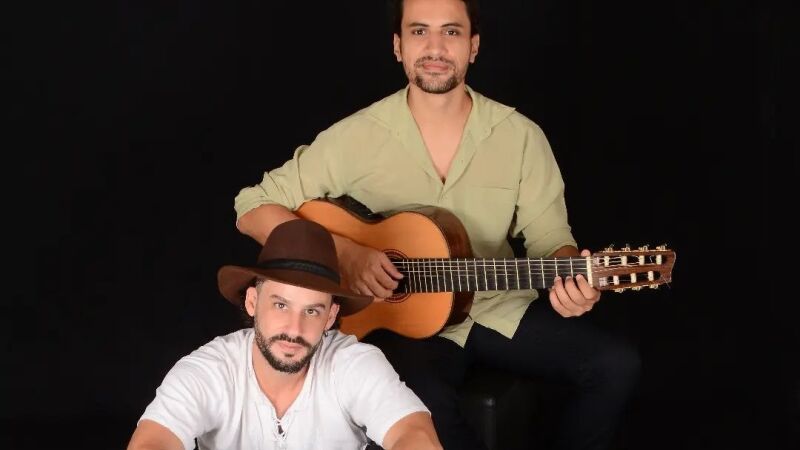 Show que estreia amanhã, no Teatro do Mundo, reúne Julio Borba, Renan Nonnato e Rodrigo Teixeira; na Rua Barão de Melgaço, nº 177  Centro