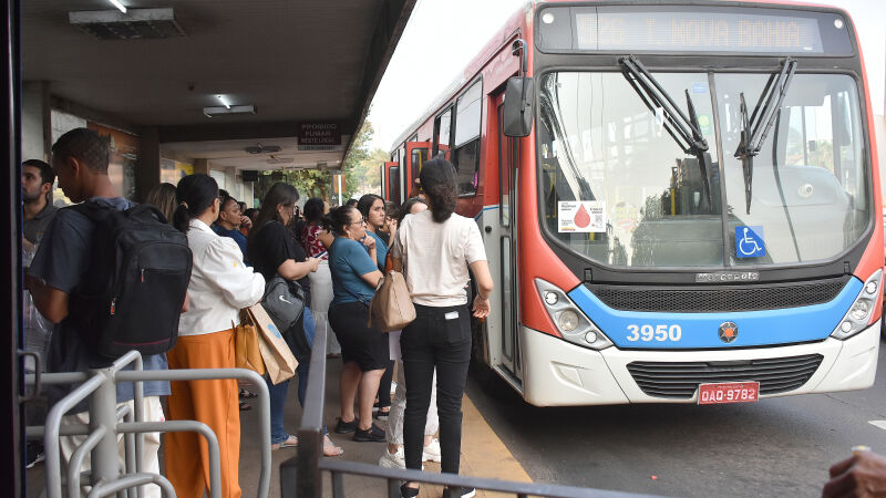 Linhas de ônibus serão reforçadas neste domingo (06); confira