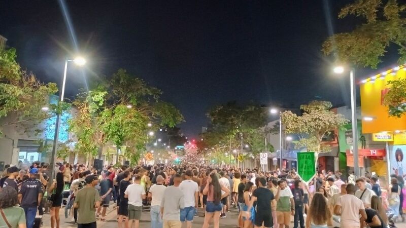 Em meados do mês de agosto a Prefeitura de Campo Grande determinou o fechamento da rua durante os fins de semana, em um plano visando expansão noturna