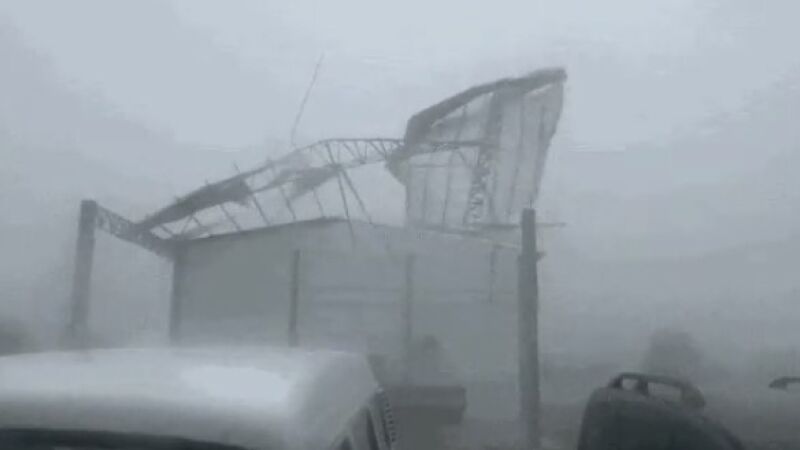 Ventos causaram destruição em diversas cidades do Rio Grande do Sul 