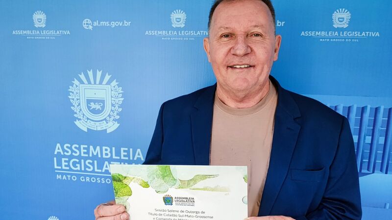 Professor Ido Luiz Michels será homenageado na próxima quinta-feira (31) no Centro de Convenções Rubens Gil de Camillo, em Campo Grande, onde receberá o Título de Cidadão Sul-Mato-Grossense.