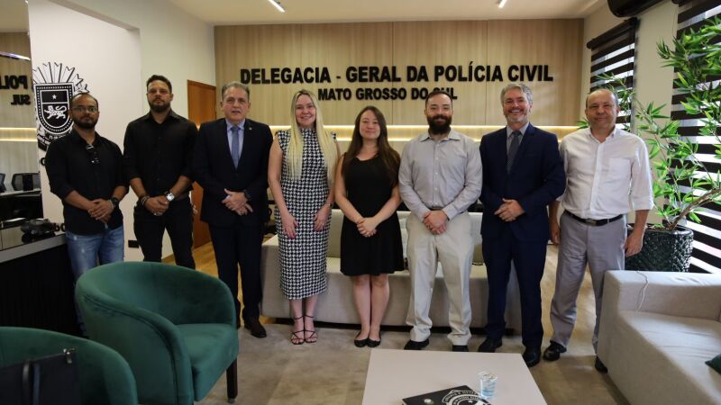 Representes do Consulado dos EUA e da segurança pública de MS se reuniram para debater combate ao crime organizado