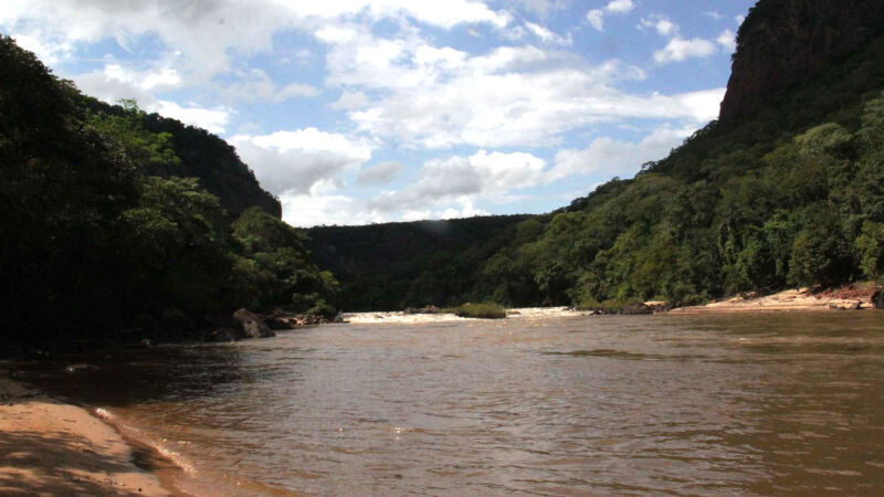 Rio Aquidauana, em Piraputanga (MS)