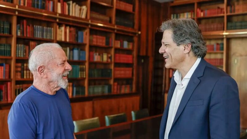 Conversa com Lula sobre corte de gastos está avançando, diz Haddad