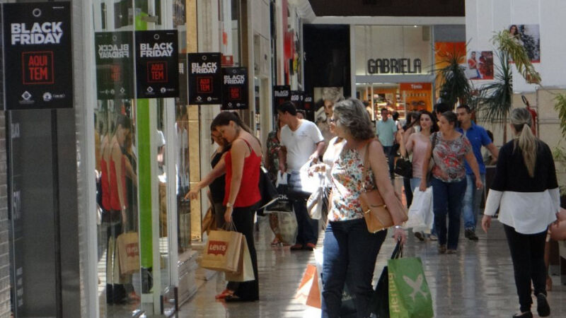 Black Friday terá horário alterado em lojas e shoppings; confira