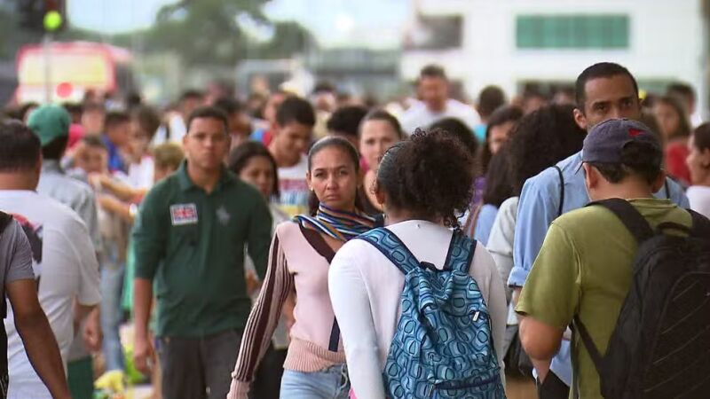 Expectaiva de vida do brasileiro sobe e supera patamar de antes da pandemia 