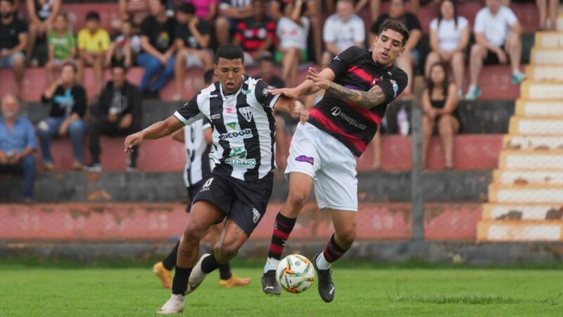 Águia Negra teve dificuldades contra o time de Caarapó, que vendeu caro a derrota em Rio Brilhante