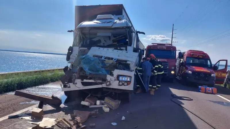 Motorista teria se distraído filmando a paisagem.