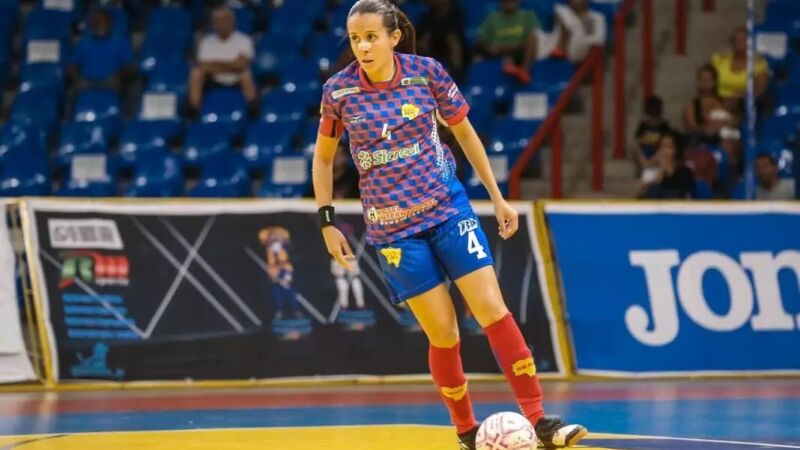 Fixa e capitã do time salesiano, Bruna Elisbão será uma das atletas de MS na disputa da Taça Brasil