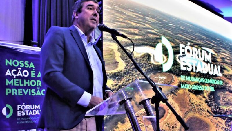 Governador Eduardo Riedel em evento regional para discutir as mudanças climáticas