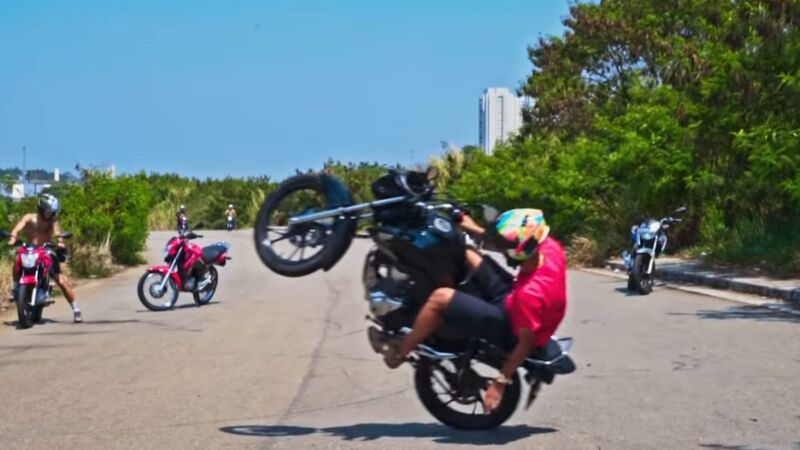 Modalidades sobre duas rodas costumam ser dividas em categorias, que variam conforme os tipos de motocicletas e respectivas cilindradas.