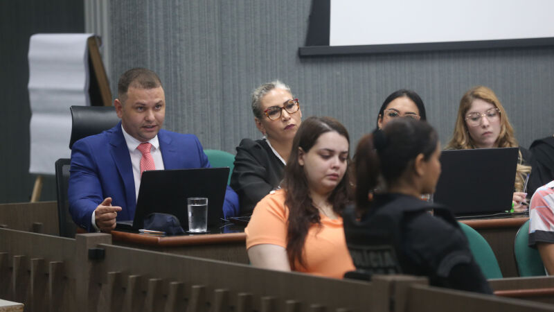 Defesa tenta desvincular a mãe de Sophia do padrasto da criança