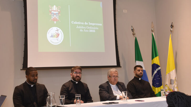 Em coletiva na Cúria Metropolitana de Campo Grande, o Arcebispo da Arquidiocese da Capital, Dom Dimas Lara Barbosa, repassou o lançamento do próximo ano jubilar