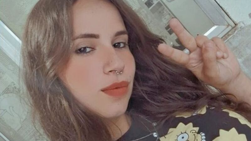 Juliana Leite Rangel, de 26 anos, foi atingida como tiro na cabeça, passou por cirurgia, mas seu estado de saúde é considerado gravíssimo