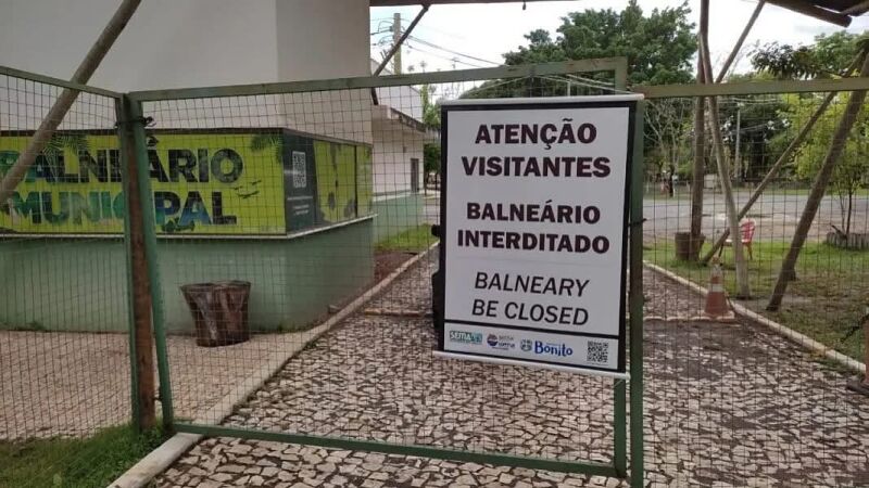 Nível do Rio Formoso subiu significativamente, sendo necessário fechar o atrativo Balneário Municipal neste domingo (22)