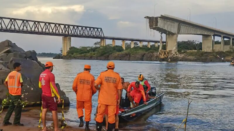 Ponte que liga os estados de Tocantins e Maranhão desabou