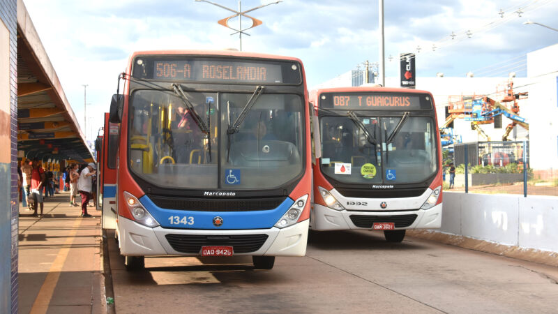 Consórcio Guaicurus tem hoje 418 ônibus rodando pela cidade, enquanto outros 42 veículos estão na reserva; em 2023, eram 486 carros