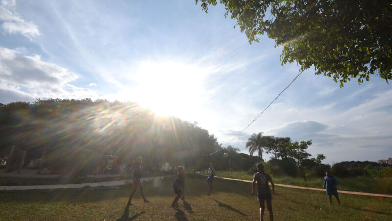 Calor, que já está intenso, será intensificado nos próximos dias