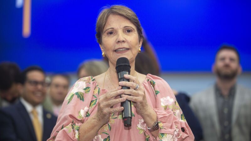 Senadora Tereza Cristina durante posse dos secretários, em Campo Grande, nesta segunda-feira (13)