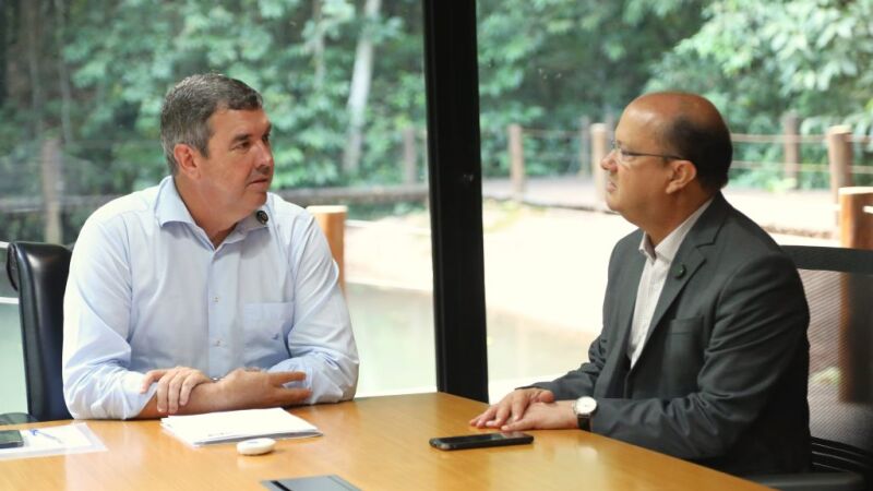 Eduardo Riedel em reunião com Barbosinha