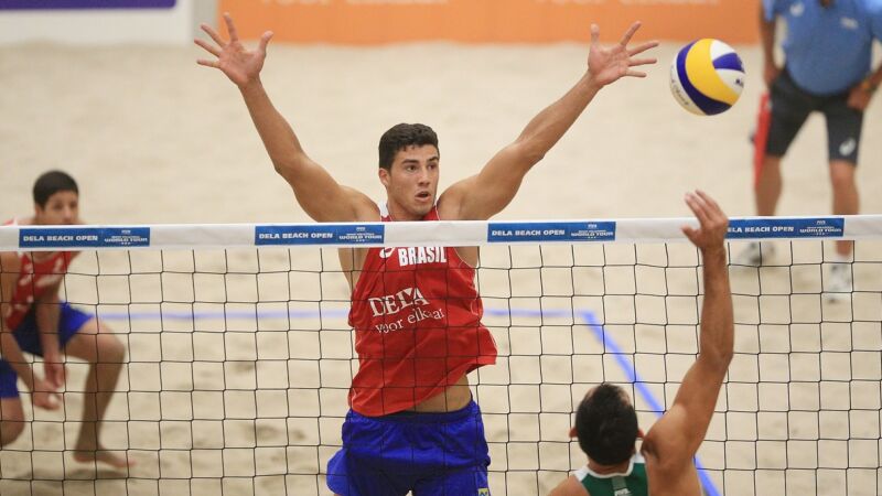 Saymon Barbosa durante Circuito Brasileiro Challenger de vôlei de praia, em 2021