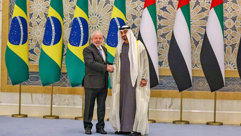 Presidente Lula e o sheik Mohamed bin Zayed Al Nahyan