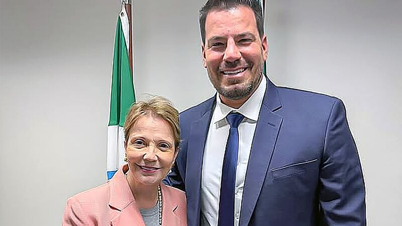 A senadora Tereza Cristina e o ex-deputado Capitão Contar