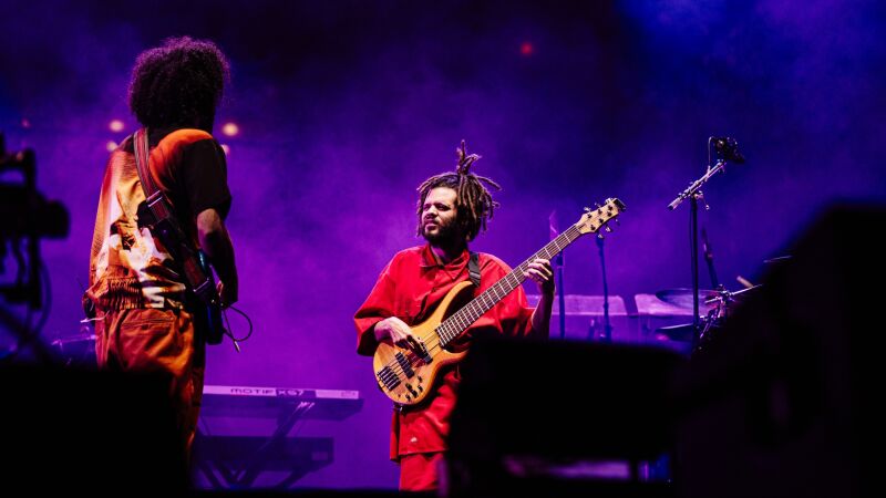 Turnê de despedida da banda Natiruts terá show em Campo Grande