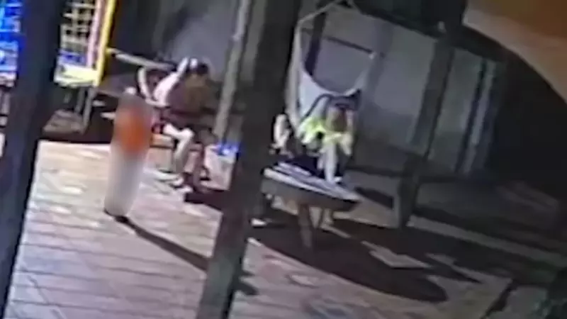 Imagens mostram desespero de criança ao atirar acidentalmente na mãe