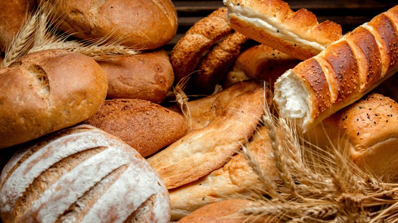 A invenção do pão é atribuída à Mesopotâmia, há cerca de 12 mil anos, sendo um dos alimentos mais antigos da humanidade